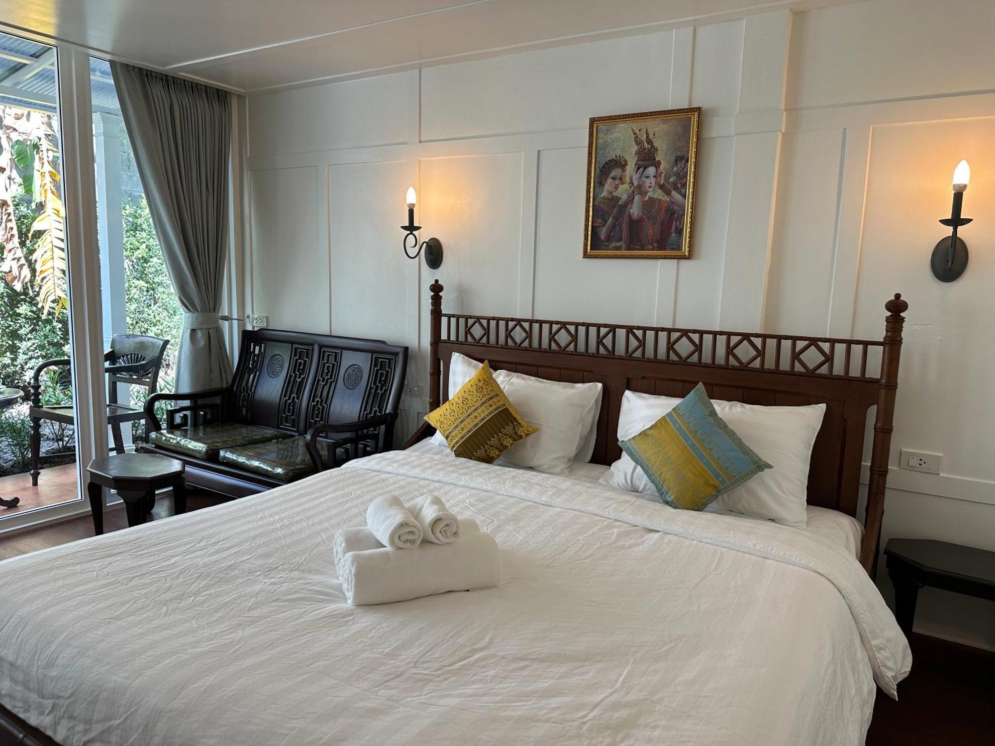 Baan Debtida Hotel Bangkok Exterior photo